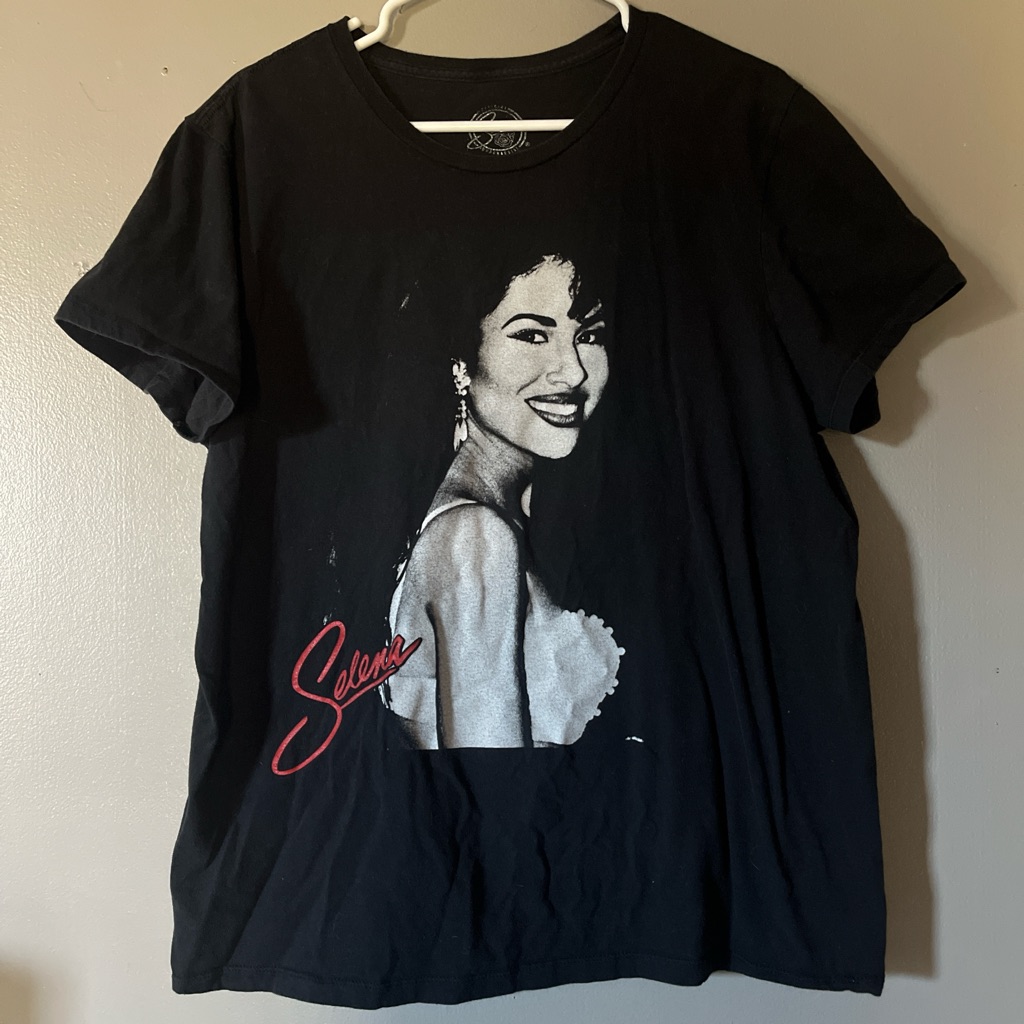 Selena Womens Shirt Previously Owned